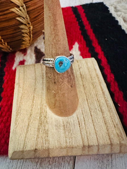 Navajo Turquoise & Sterling Silver Ring Size 4.5