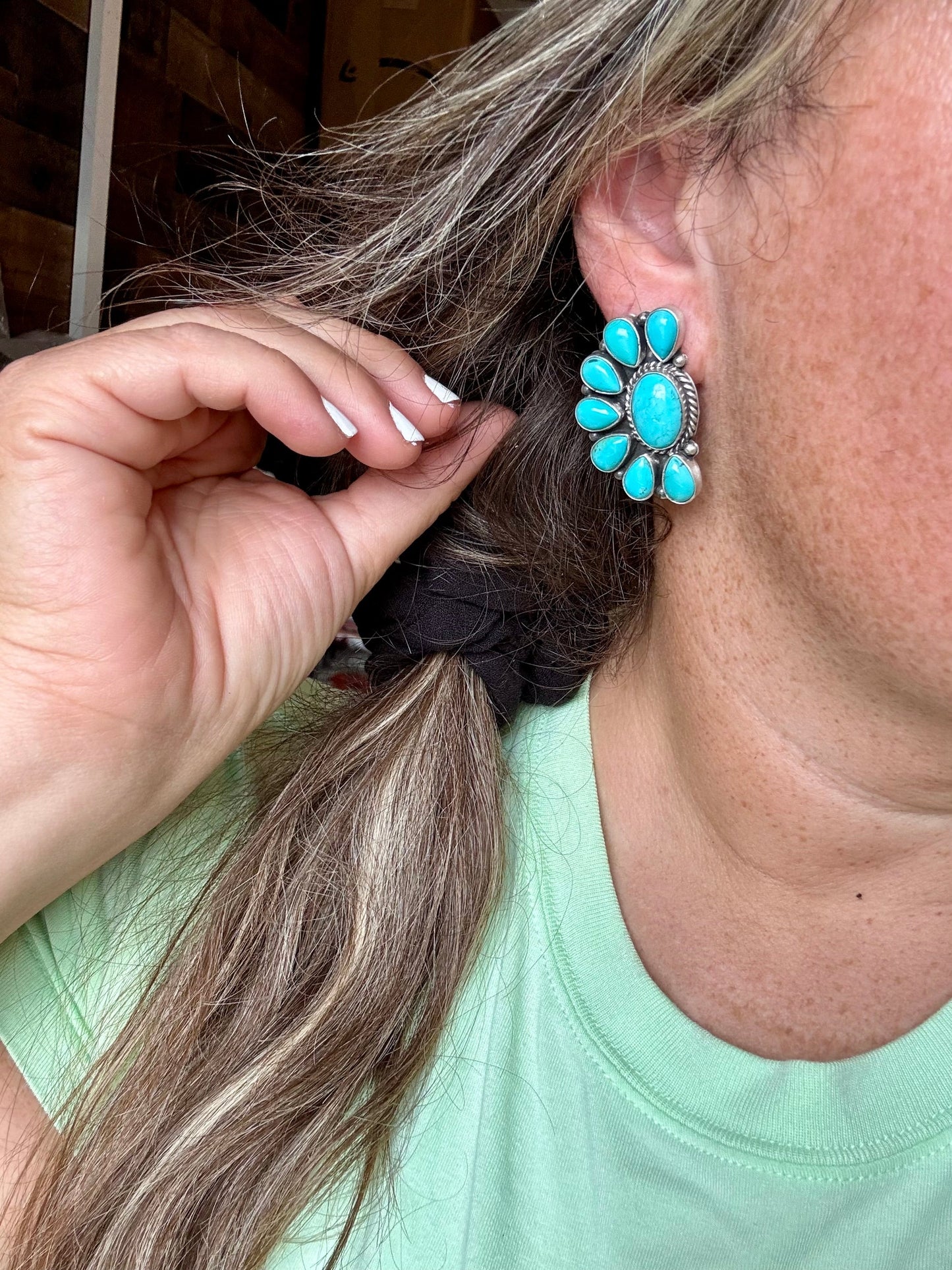 Big Cluster earrings stud - sterling silver and turquoise