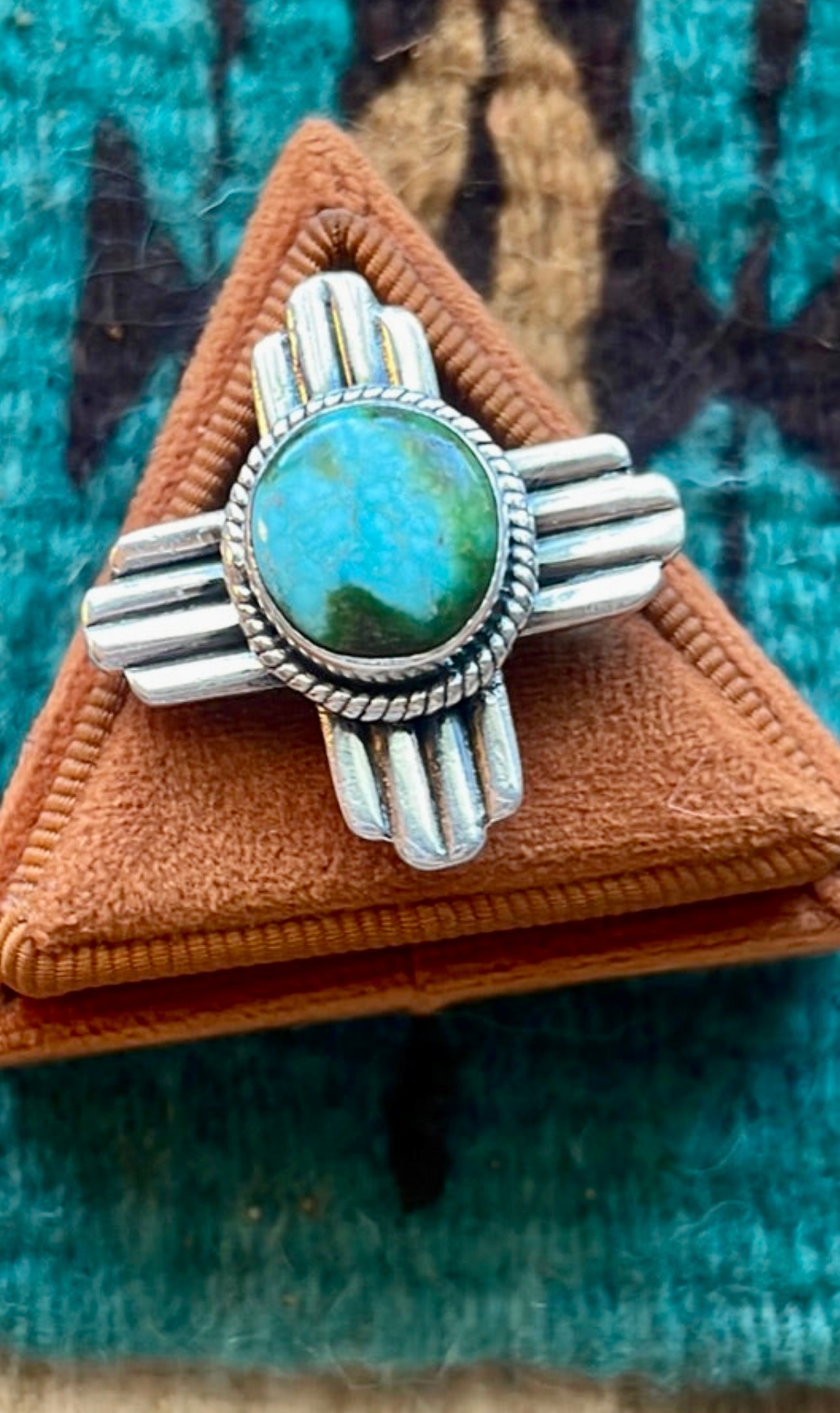 Amazing Zia Sterling Silver & Turquoise  Ring Size 7.5 Signed