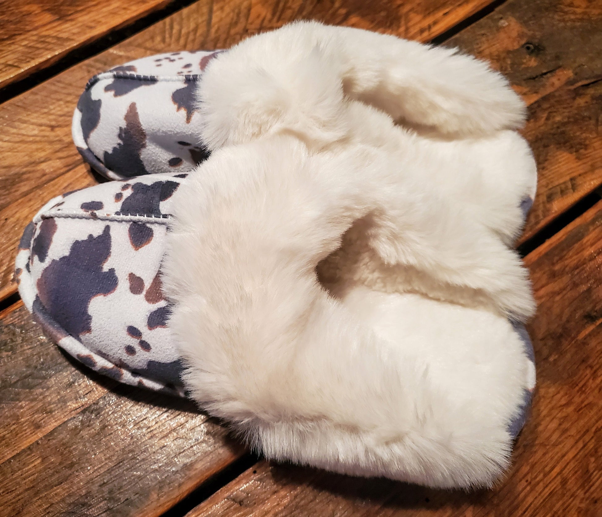 Super Plush Cow Print Slippers with Fleece - Great Holiday Christmas Gifts!