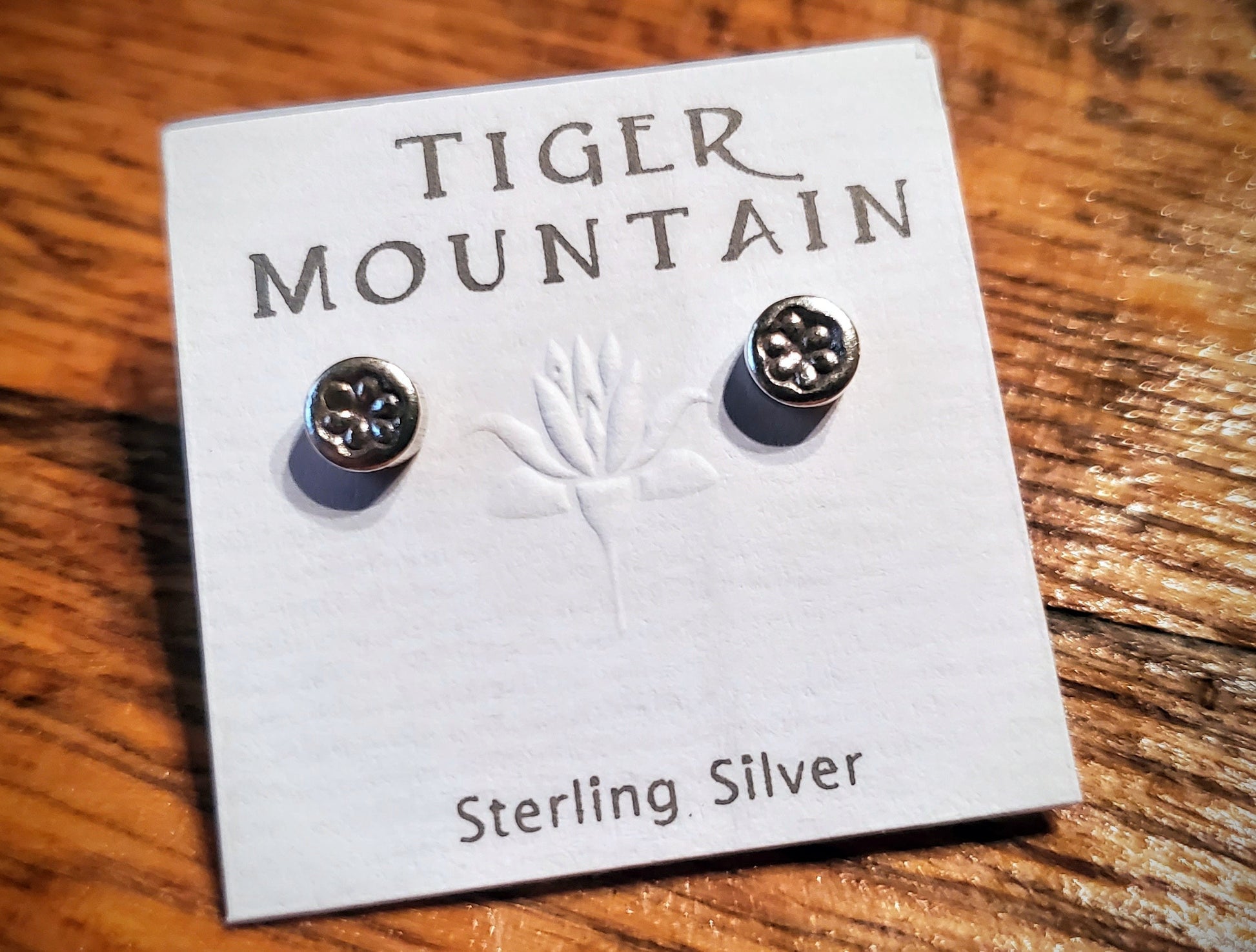 Super Dainty Sterling Silver Flower Engraved Stud Earrings