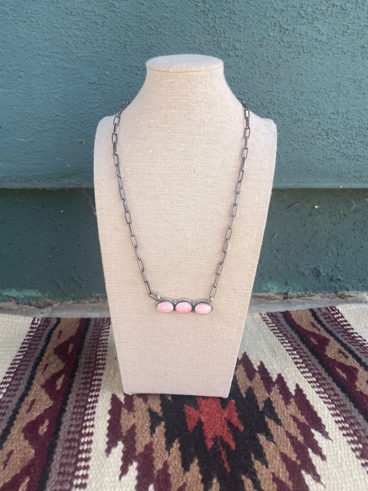 Navajo Queen Pink Conch Shell And Sterling Silver 3 Stone Bar Necklace Signed