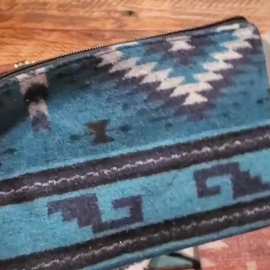 Western Pendleton Wool Style Aztec Wristlet Purse Wallet Makeup Bag